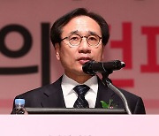 '야당 추천' 문상부 선관위원도 자진 사퇴