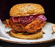 Nashville takes Seoul by storm in the form of hot chicken sandwiches