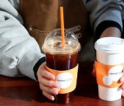 Plastic, paper cups-to-go will soon cost 300 won