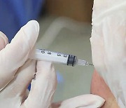화이자·바이오엔테크, 오미크론용 백신 임상시험 개시