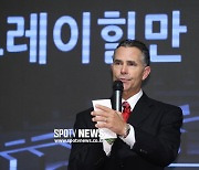 'SK 우승 감독' 힐만, 오타니 있는 에인절스 선수 육성 업무 맡았다