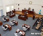 법원, 과천시의회 제갈임주 의장 불신임 의결 '부당'