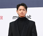 샤이니 민호, '저 미간에 끼이고 싶어' [사진]