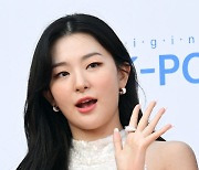 레드벨벳 슬기, '너무 예뻐 깜짝' [사진]