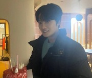 김재중, 슈스의 생일선물 클라스 "넘치는 사랑에 감사"[스타IN★]