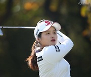 최혜진, LPGA 데뷔전서 5언더파..미리 보는 신인왕 경쟁서도 맨 앞