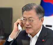 문대통령, 코로나 방역·의료 대응 상황 점검 통화