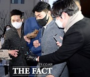 '오스템임플란트 2215억 횡령' 직원 구속기소