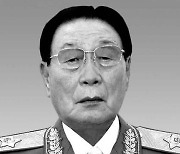 백두혈통 3대가 신임한 리용무 전 北 국방위원 사망