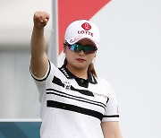 최혜진, 산뜻한 LPGA 데뷔..1R 공동 4위로 출발