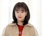 이나은, 에이프릴 해체 심경 "마음 많이 무거워"