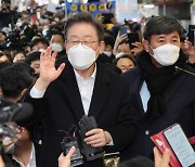 "성남FC 뇌물에 김혜경 대리처방까지"..국힘, 이재명 집중 공세