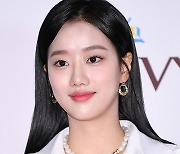 에이프릴 이나은 해체 심경 "미숙..마음이 많이 무겁다"(자필편지 전문)