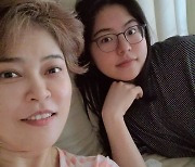 조혜련 "딸 윤아, 평소 엄마♥새 아빠 같은 사랑하고 싶다 응원" (인터뷰) [단독]