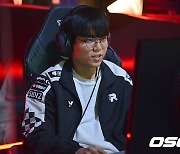 '커즈' 문우찬, "자신감 부족이 문제, 더 적극적으로 임해" [LCK 톡톡]