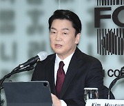 안철수 "국방부 장관, 민간인으로 임명" 국방개혁 1호 공약