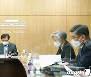 靑NSC 상임위 "北 중거리 탄도미사일 규탄..유엔안보리 결의에 도전"