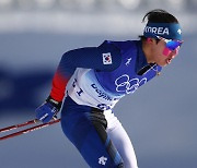 Kim and Jeong fail to finish in skiathlon Olympic debut