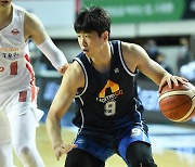 KBL, 4라운드 페이크 파울 명단 공개 "김지완·오브라이언트 벌금"