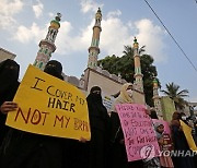 INDIA MUSLIMS PROTEST