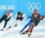 최민정, 막판 압도적 질주..女 쇼트 3000m 계주 결선행