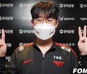 [LCK] T1 '제우스' 최우제 "'도란' 맞대결 무산 아쉬워..내가 잘해서 이기고 싶다"