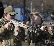 UKRAINE DEFENSE MILITARY EXERCISE CIVIL