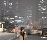 日 도쿄 신규확진 1만5525명..전주 대비 감소세 지속