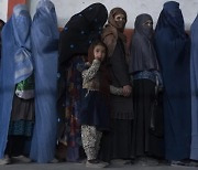 One Spouse and Underaged Children Only: Government "Selectively" Accepted Family Members of Special Afghan Contributors