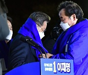 與, 한목소리로 尹 비판.."검찰 폭주 막아야"