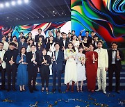 'Squid Game' and director Ryoo Seung-wan win grand prize trophies at Baeksang Arts Awards