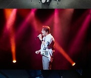 '보이스킹' 리누, 첫 대면 단독 콘서트 'MEMO-LEENU' 성료