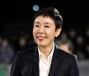 故 배우 강수연 조문 시작..이른 시간부터 추모 행렬