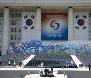 尹 취임 D-1..총리 인준도, 법사위원장도 '국회 공전' 불가피