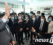 박홍근 원내대표 등 민주당, 합참 청사 방문