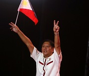 "'독재자의 아들' 마르코스, 필리핀 대통령 당선 확실시"