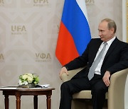 벨라루스 "우리 뒤엔 핵강국 러시아..푸틴과 자주 얘기하고 있다"
