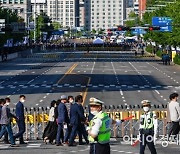 [포토]대통령 취임식 앞두고 북적이는 여의도