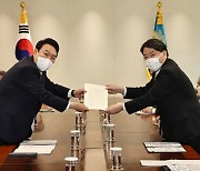尹, 미→일→중 順으로 접견..'3강 외교 우선순위' 내비쳤다
