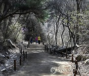 역사도 듣고 쓰레기도 줍고..원주시, 치악산 둘레버스 운행