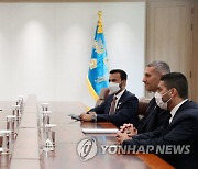 윤석열 대통령, UAE 경축사절 접견
