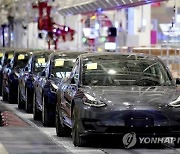 中 자동차산업 '봉쇄' 직격탄..생산 47%↓·판매 36%↓