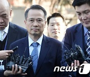 박주민 "말문이 턱 막힌다..김규현이 국정원장? 인터폴 적색수배자였다"