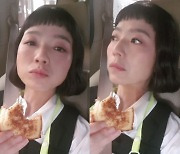안영미, 빵 한 입을 1분 동안 씹는 '소식좌'..팬들 "숨 넘어가요"
