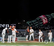 Rockies Giants Baseball