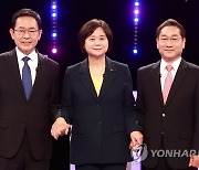 방송 토론 앞두고 기념 촬영하는 인천시장 후보들