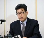 '빙상계 비리' 전명규 교수, 파면 취소 소송 1심서 승소