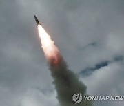 북한, 尹정부 출범 후 첫 도발..동해상에 탄도미사일 발사