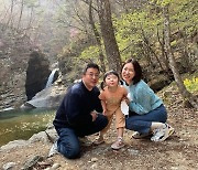이지혜, ♥남편+딸 태리와 단란한 가족여행 "마음이 행복해"[스타IN★]