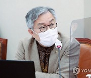 '최강욱 추가 성희롱 발언' 보도..崔 "날조성 의혹 제기"
